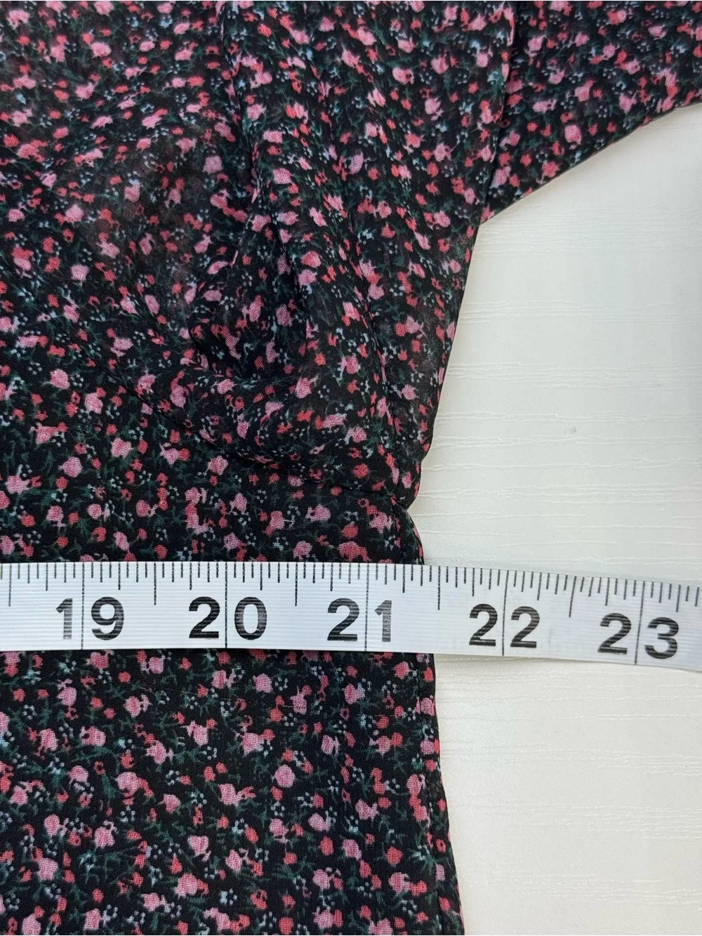 Rebecca Minkoff Women’s L Floral Blouse Black Pink Long Sleeve Sheer Neck Tie